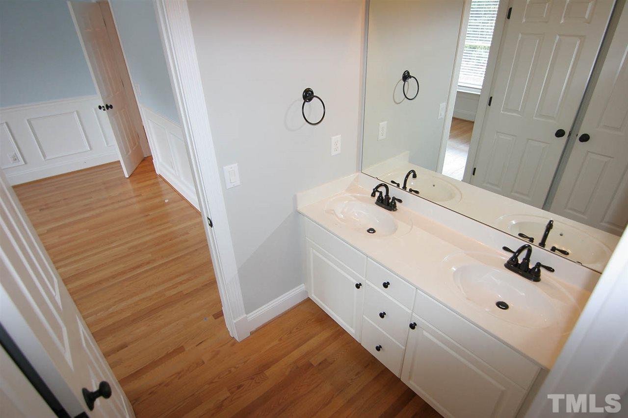 4601 Whitmire Place Raleigh, NC 27612 - Photo 16 of 25