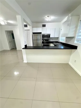 $2,700 | 8035 Crespi Boulevard, Unit 1, Miami Beach, FL 33141