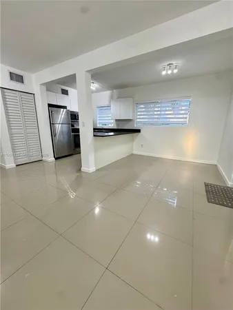 $2,700 | 8035 Crespi Boulevard, Unit 1, Miami Beach, FL 33141