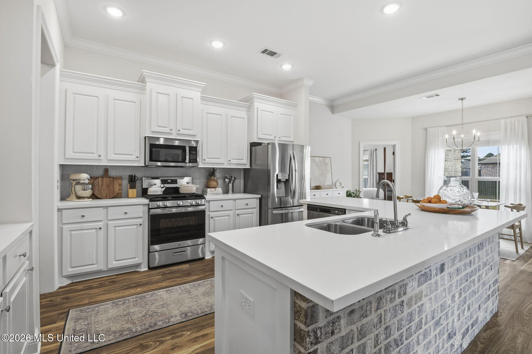 170 Chartleigh Circle Canton, MS 39046 - Photo 14 of 38 14-web-or-mls-170 Chartleigh Cir-14