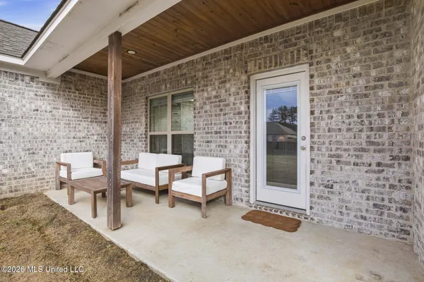 $308,500 | 170 Chartleigh Circle, Canton, MS 39046