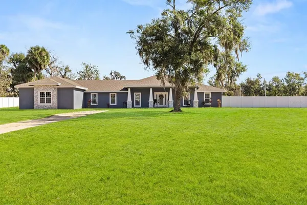 $699,900 | 812 Chastain Road, Seffner, FL 33584