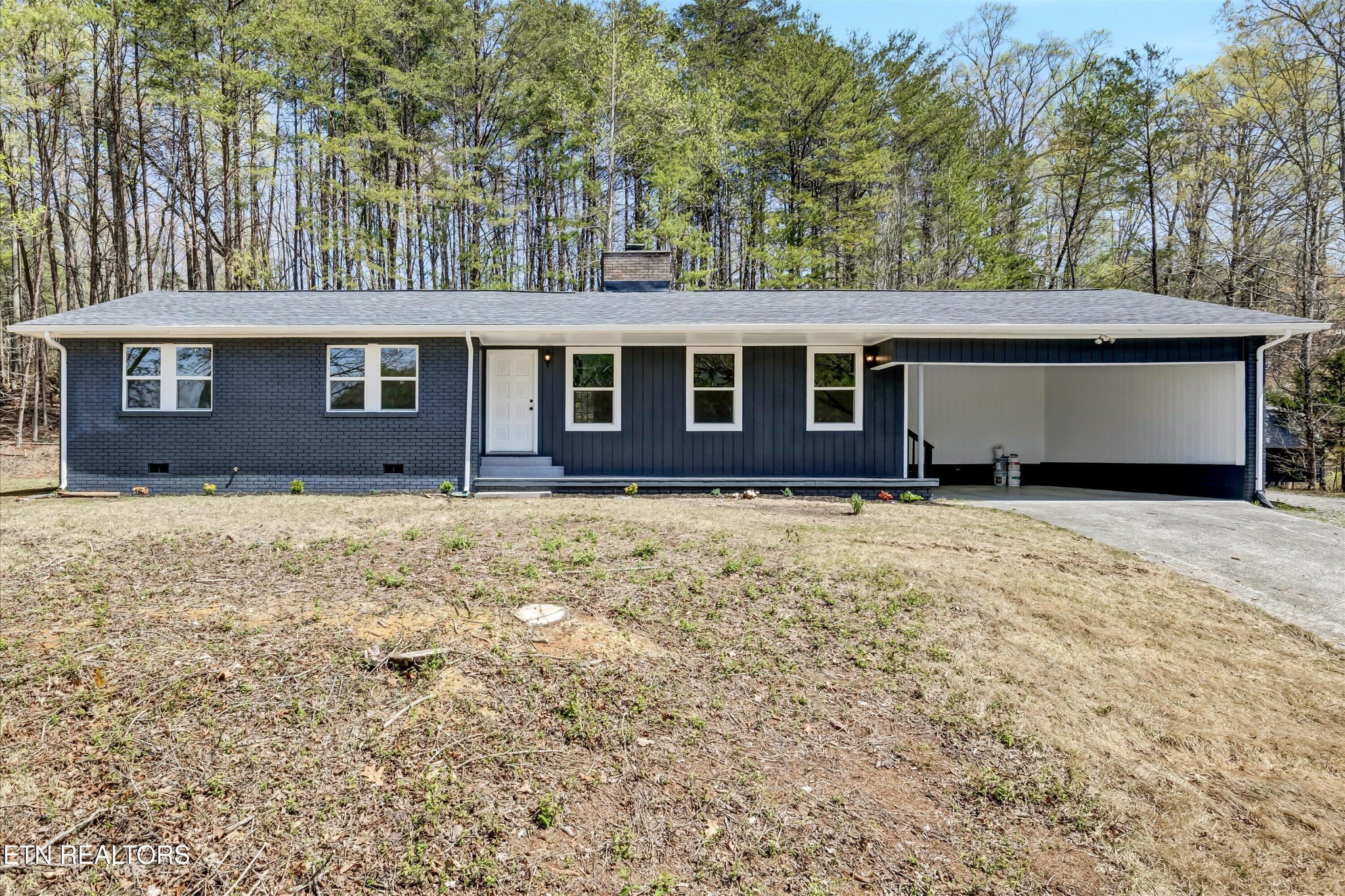 151 Ivanhoe Road Clinton, TN 37716 - Photo 1 of 23