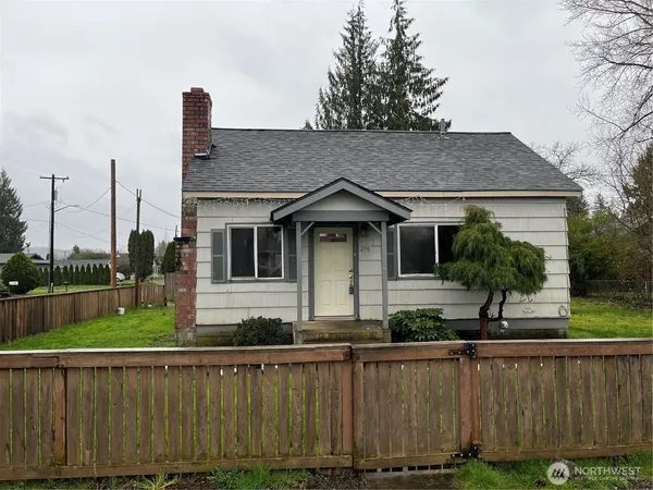 $244,900 | 206 East Van Buren Street, Centralia, WA 98531