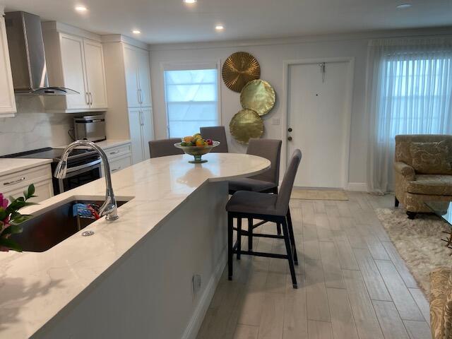 3039 Exeter C Boca Raton, FL 33434 - Photo 6 of 22 IMG_1622