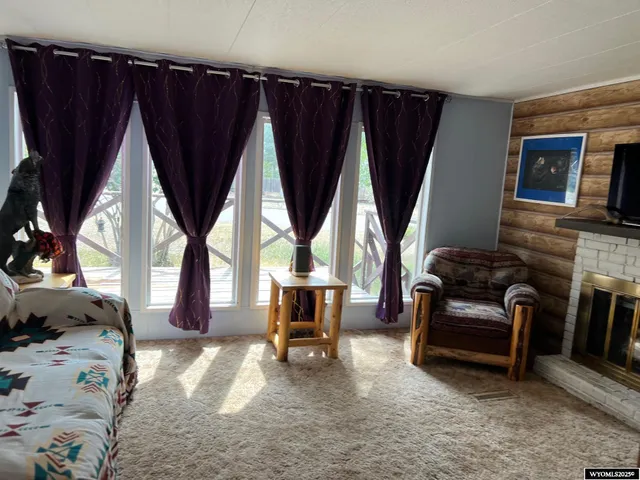 $104,000 | 210 Jefferson Street, Hanna, WY 82327