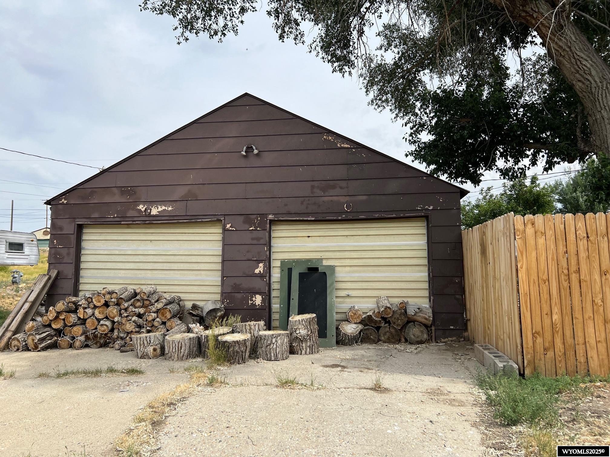 210 Jefferson Street Hanna, WY 82327 - Photo 16 of 23