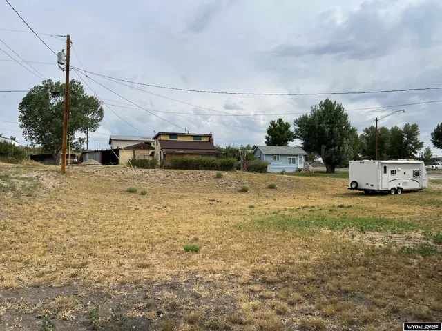 $104,000 | 210 Jefferson Street, Hanna, WY 82327