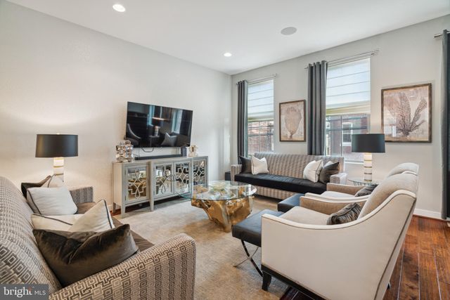 $795,000 | 1430 South 4th Street, Philadelphia, PA 19147