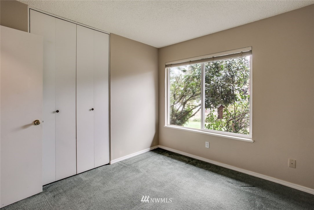 16305 134th Avenue Southeast Renton, WA 98058 - Photo 14 of 24 Gallery Image 14