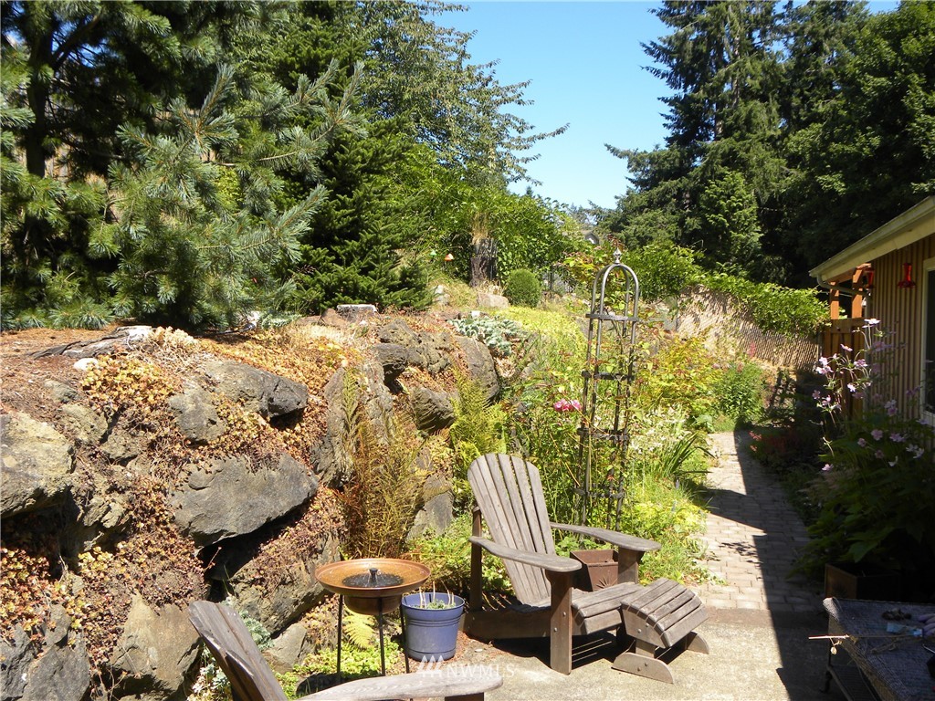 16305 134th Avenue Southeast Renton, WA 98058 - Photo 22 of 24 Gallery Image 22