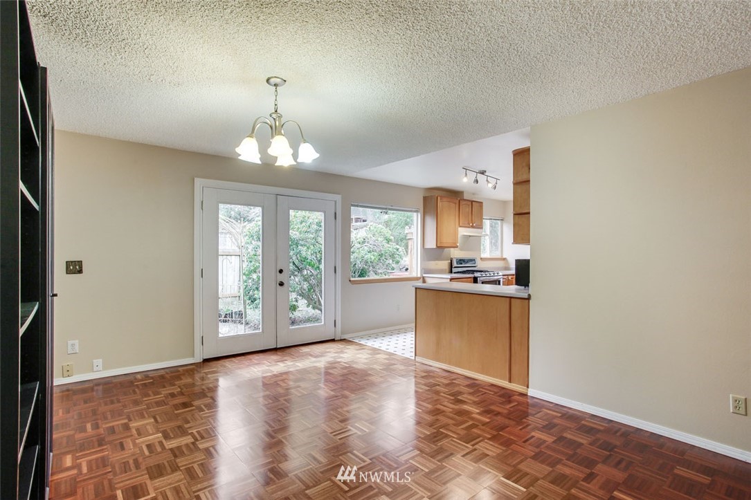 16305 134th Avenue Southeast Renton, WA 98058 - Photo 7 of 24 Gallery Image 7
