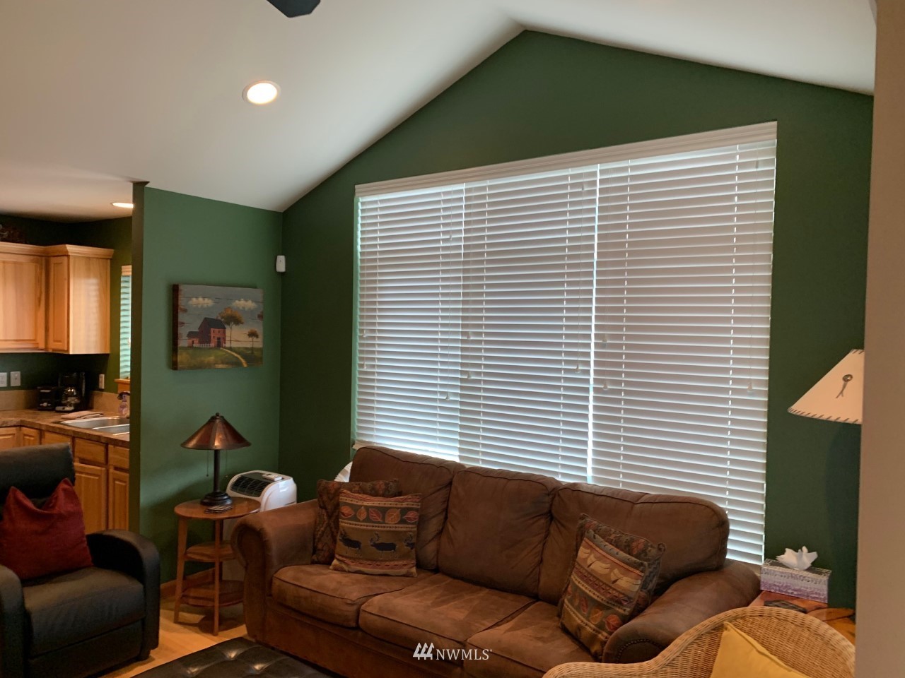 210 Clearwater Loop, Unit 2 Ronald, WA 98940 - Photo 3 of 35 a living room with furniture and a window
