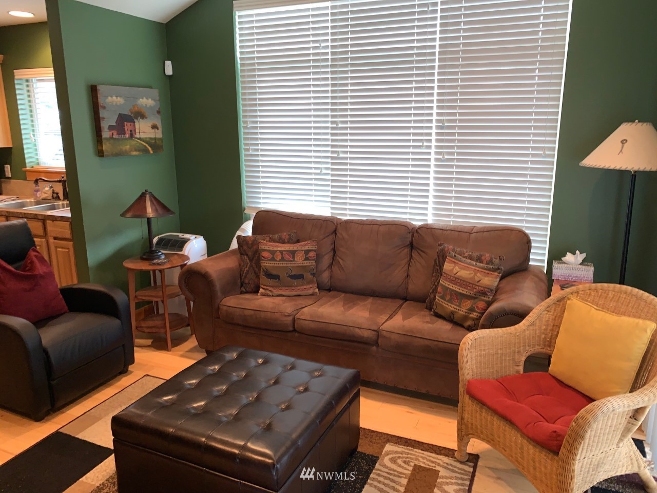 210 Clearwater Loop, Unit 2 Ronald, WA 98940 - Photo 4 of 35 a living room with furniture and a window