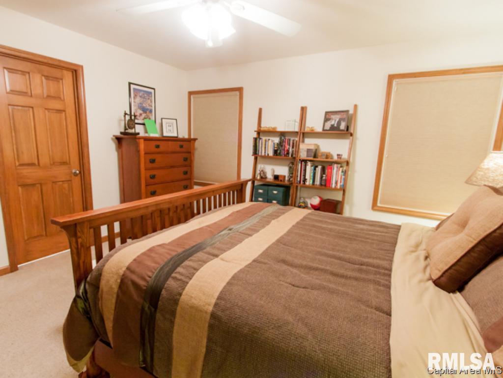 1711 Plover Road Springfield, IL 62711 - Photo 9 of 21 Gallery Image 9