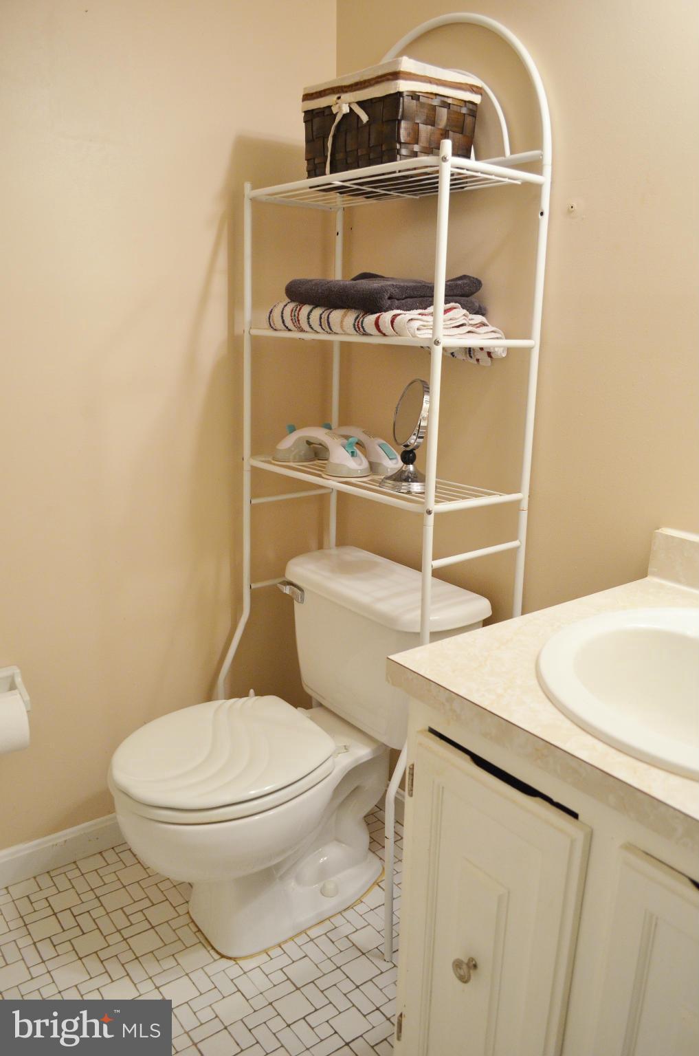 5492 Rector Drive Woodbridge, VA 22193 - Photo 15 of 26 Bath