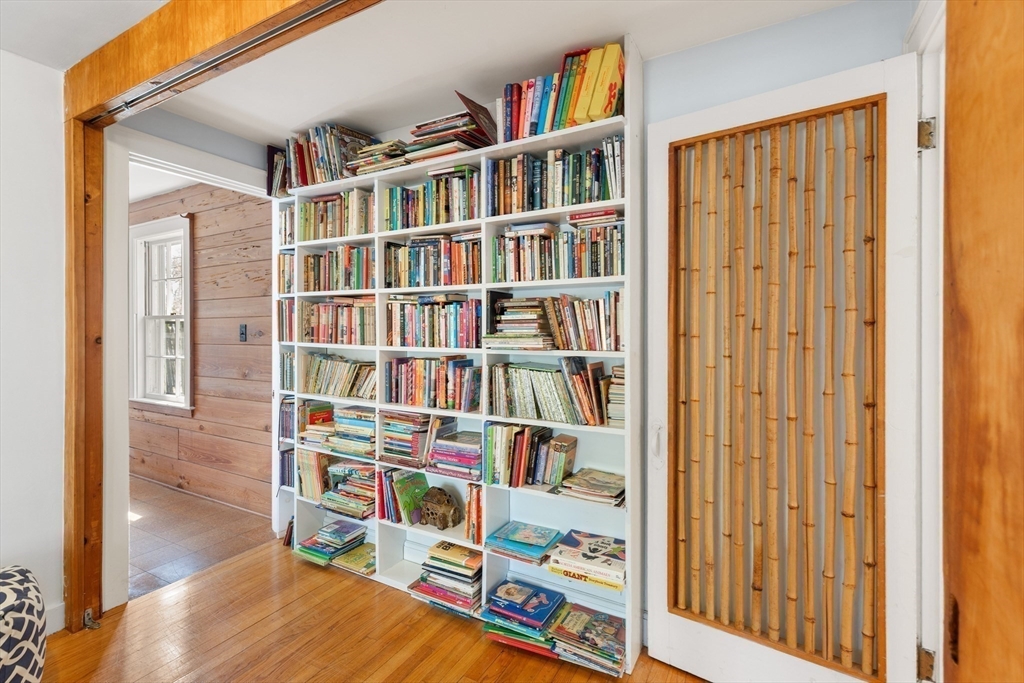 47 Wood Street Lexington, MA 02421 - Photo 8 of 20