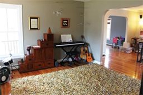 354 First Parish Road Scituate, MA 02066 - Photo 8 of 25