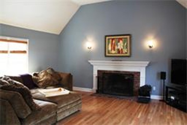 354 First Parish Road Scituate, MA 02066 - Photo 9 of 25