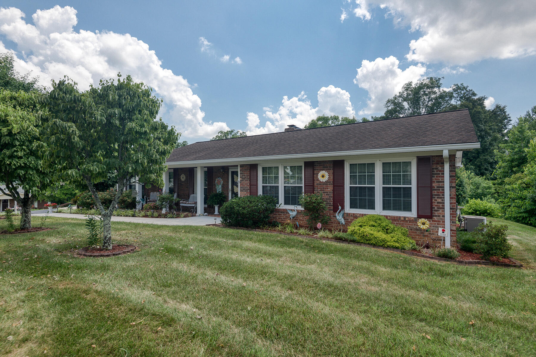 1000 Stanbery Circle Greeneville, TN 37745 - Photo 1 of 67 Stanbery 1