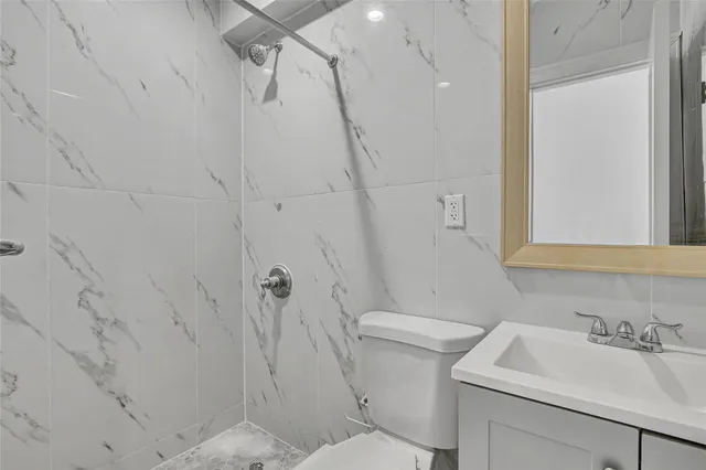 $2,000,000 | 139-22 95th Avenue | Jamaica