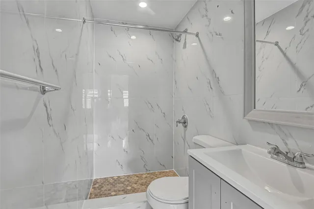 $2,000,000 | 139-22 95th Avenue | Jamaica