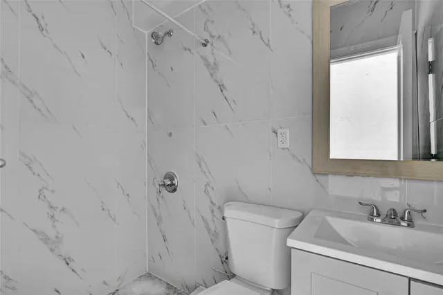 $2,000,000 | 139-22 95th Avenue | Jamaica