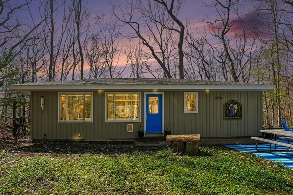 $675,000 | 2424 Cardinal Lane, Holland, MI 49424