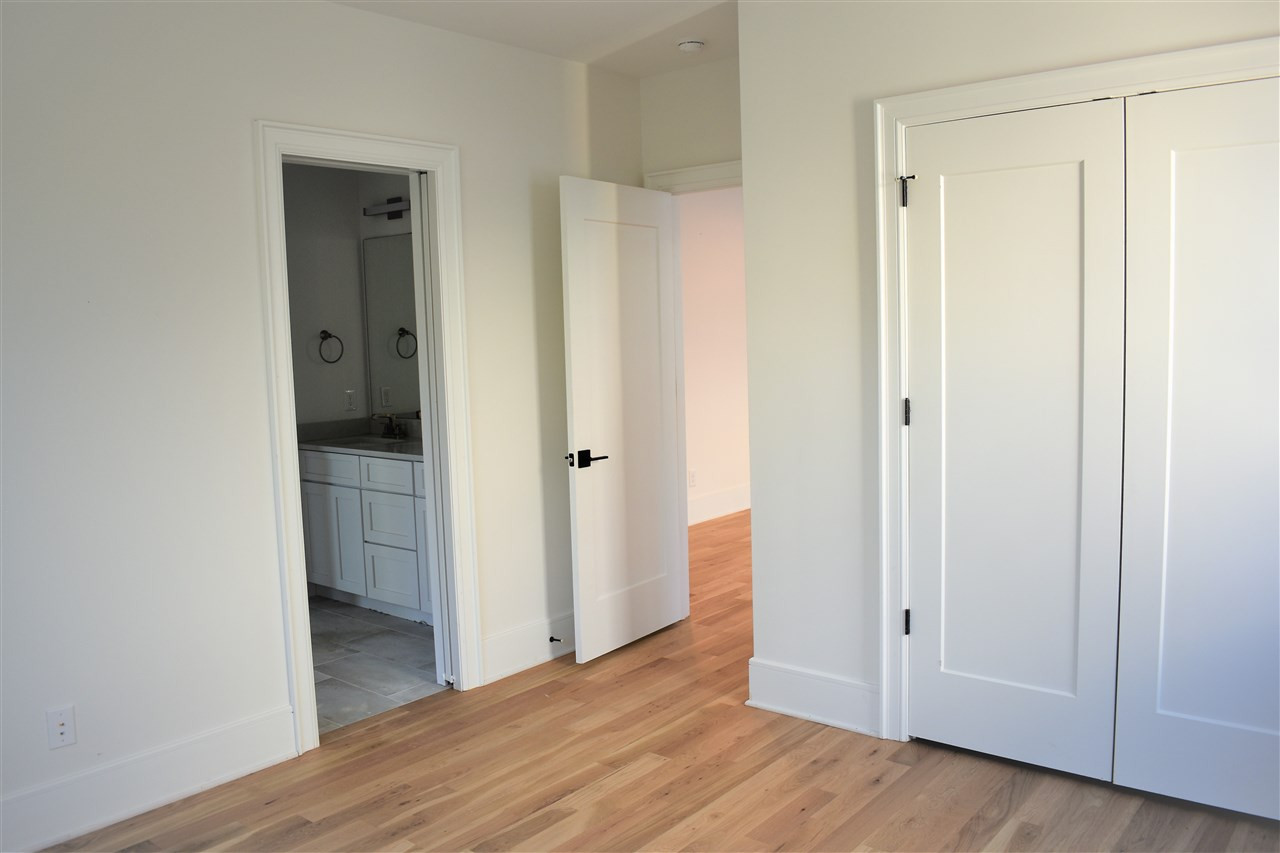505 East Lane Street Raleigh, NC 27601 - Photo 13 of 17 Photo 14