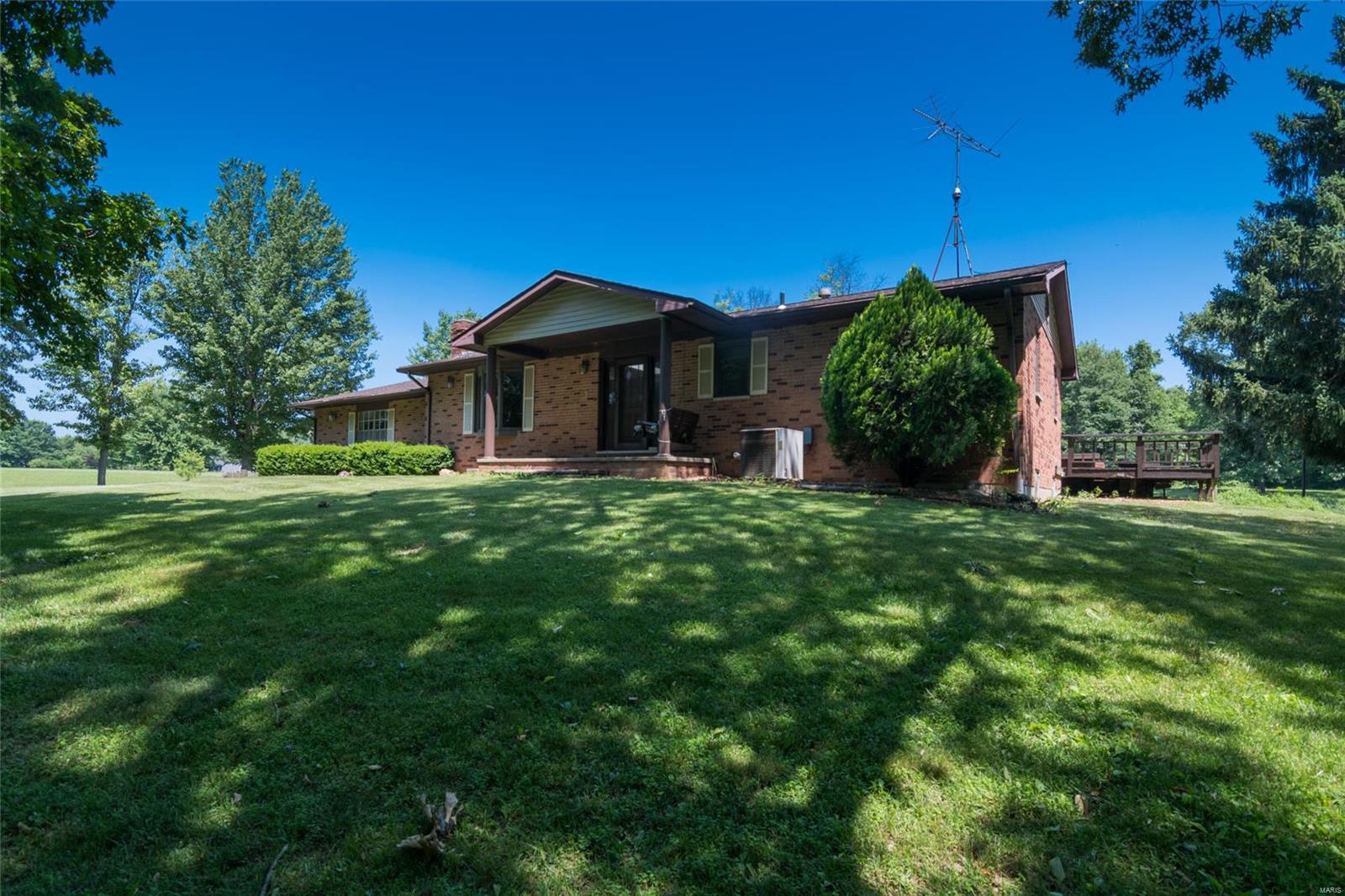 4484 Titchenal Road Brighton, IL 62012 - Photo 7 of 29