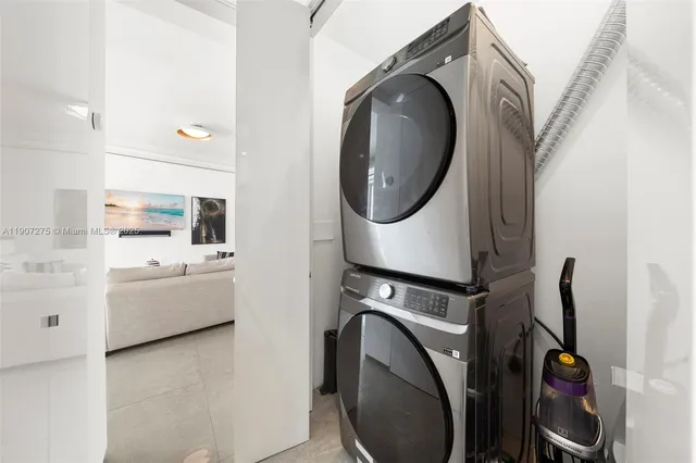 $3,100,000 | 450 Alton Road, Unit PH4104, Miami Beach, FL 33139