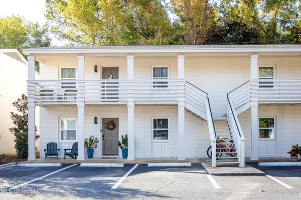 $2,600 | 114 Ethel Circle, Unit 31, Ocean Springs, MS 39564