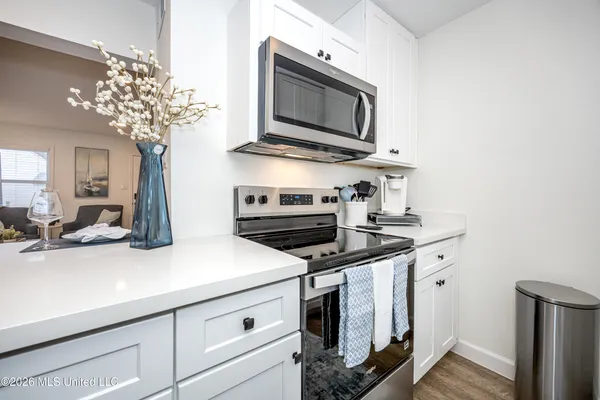 $2,600 | 114 Ethel Circle, Unit 31, Ocean Springs, MS 39564