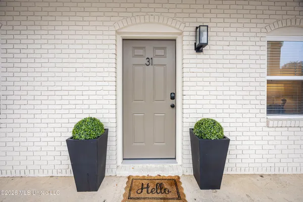 $2,600 | 114 Ethel Circle, Unit 31, Ocean Springs, MS 39564