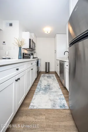 $2,600 | 114 Ethel Circle, Unit 31, Ocean Springs, MS 39564