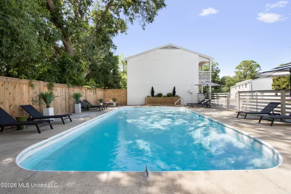 $2,600 | 114 Ethel Circle, Unit 31, Ocean Springs, MS 39564