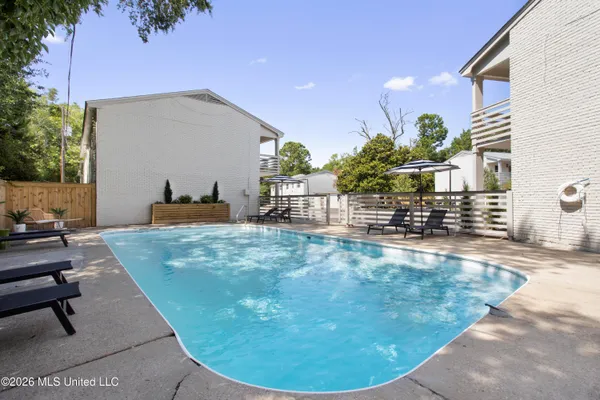 $2,600 | 114 Ethel Circle, Unit 31, Ocean Springs, MS 39564