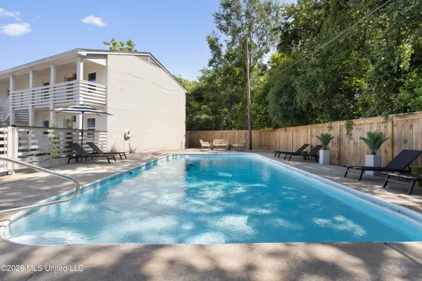 $2,600 | 114 Ethel Circle, Unit 31, Ocean Springs, MS 39564