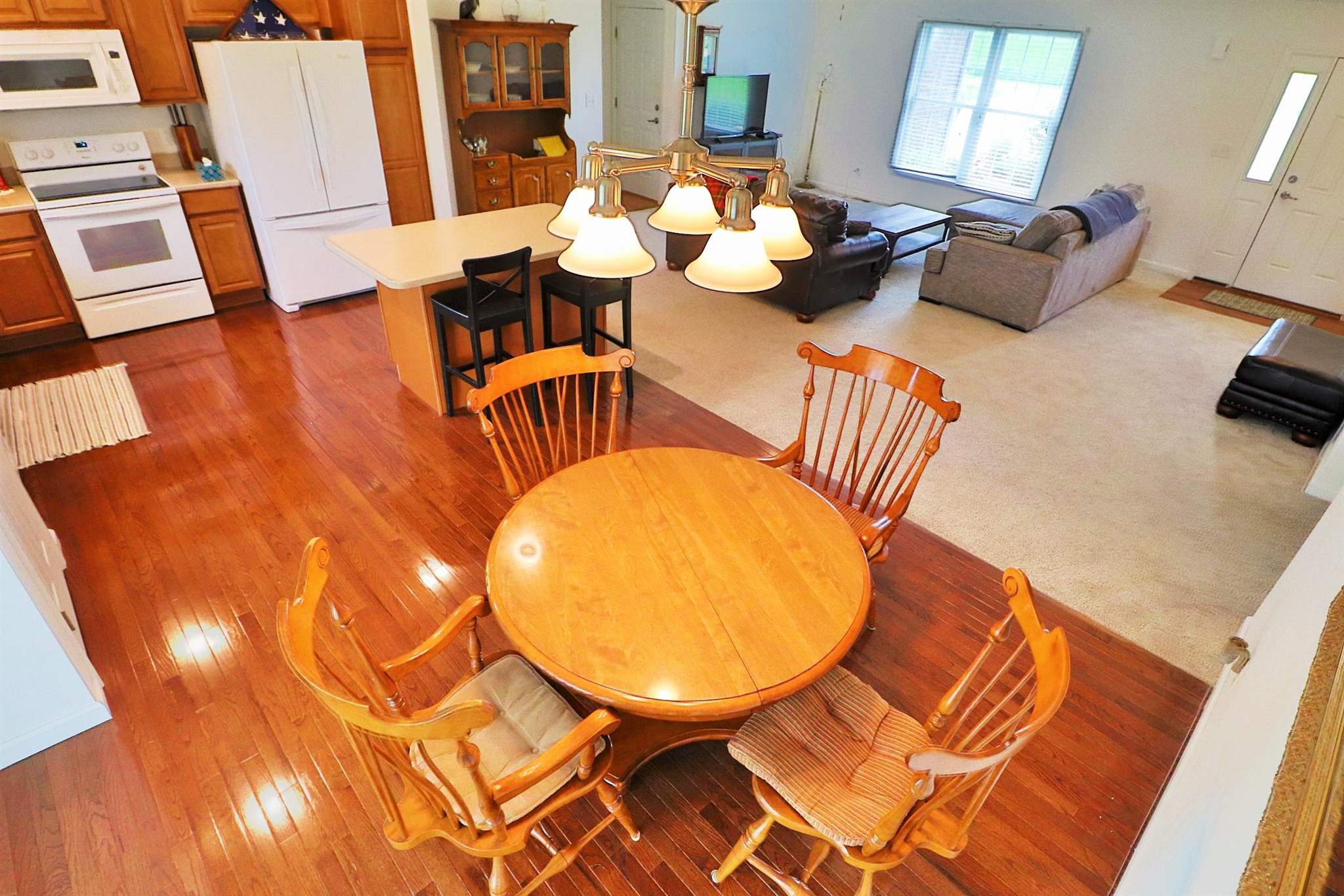 4389 South Freeman Road Monticello, IN 47960 - Photo 8 of 15