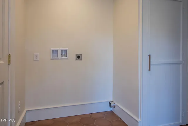 $1,350,000 | 240 Maplehurst Lane, Bluff City, TN 37618