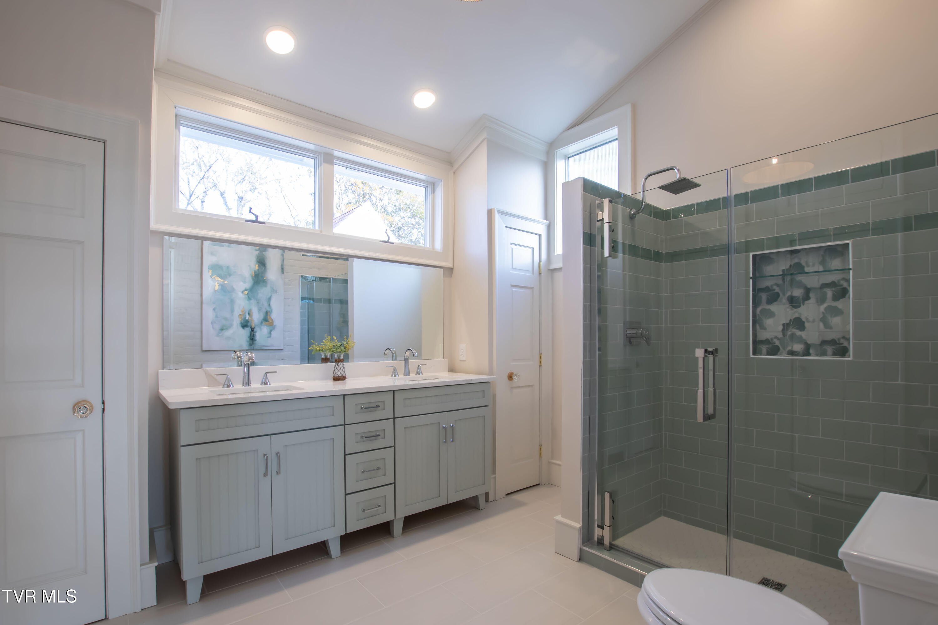 240 Maplehurst Lane Bluff City, TN 37618 - Photo 22 of 71 Maplehurst-64