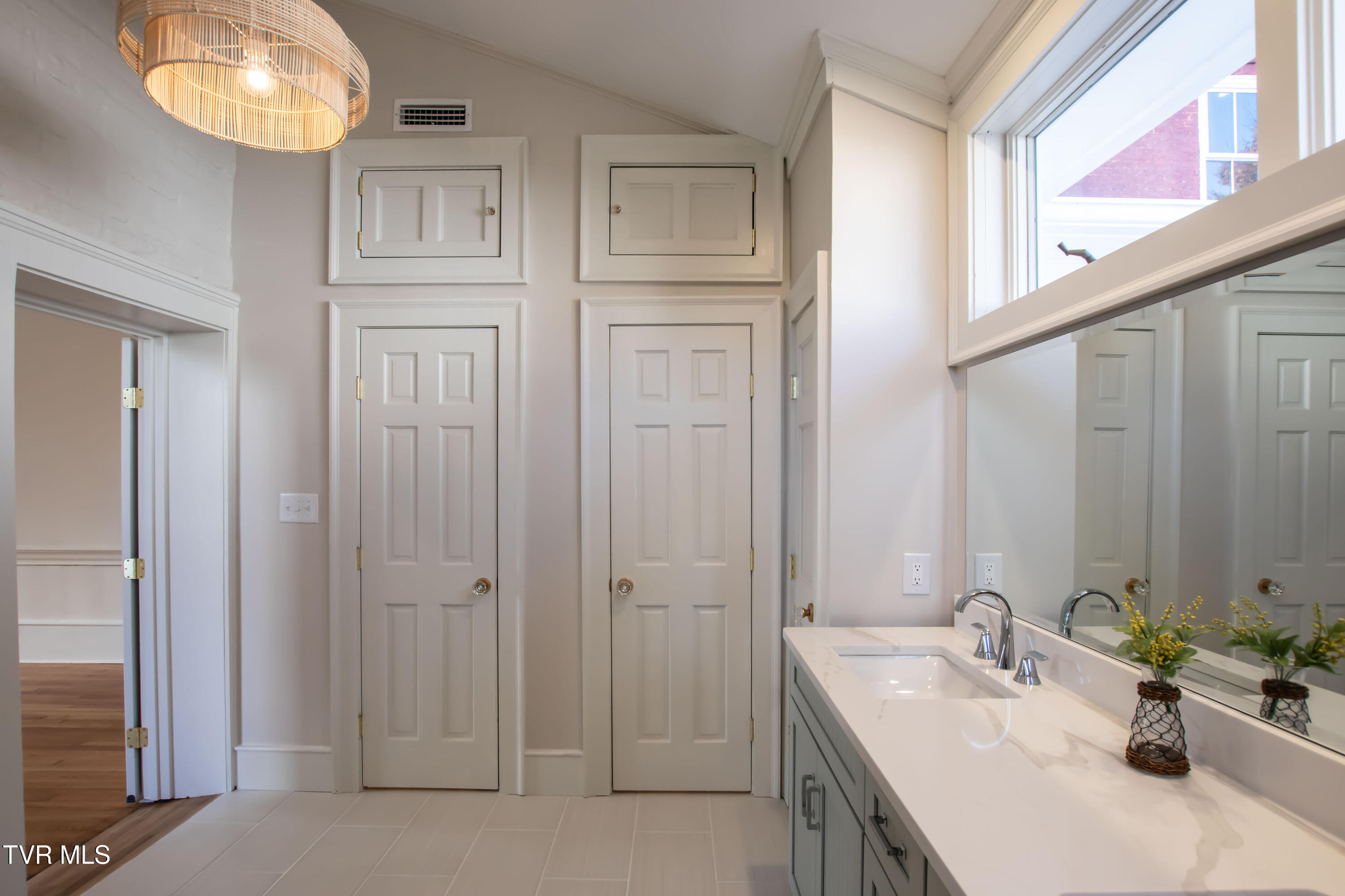 240 Maplehurst Lane Bluff City, TN 37618 - Photo 23 of 71 Maplehurst-67