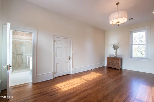 $1,350,000 | 240 Maplehurst Lane, Bluff City, TN 37618