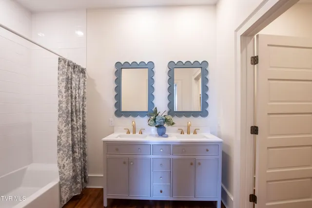 $1,350,000 | 240 Maplehurst Lane, Bluff City, TN 37618