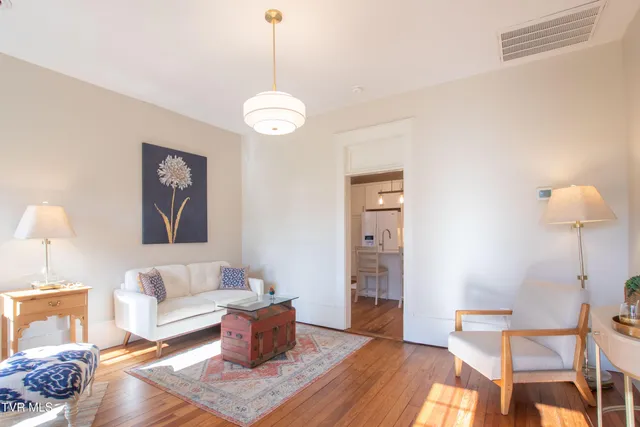 $1,350,000 | 240 Maplehurst Lane, Bluff City, TN 37618