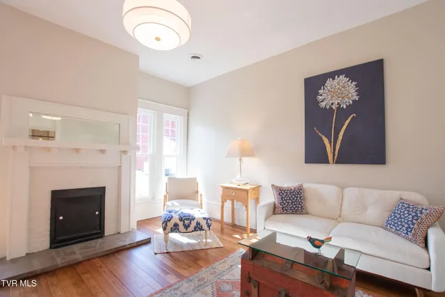 $1,350,000 | 240 Maplehurst Lane, Bluff City, TN 37618