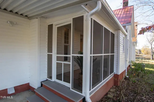 $1,350,000 | 240 Maplehurst Lane, Bluff City, TN 37618