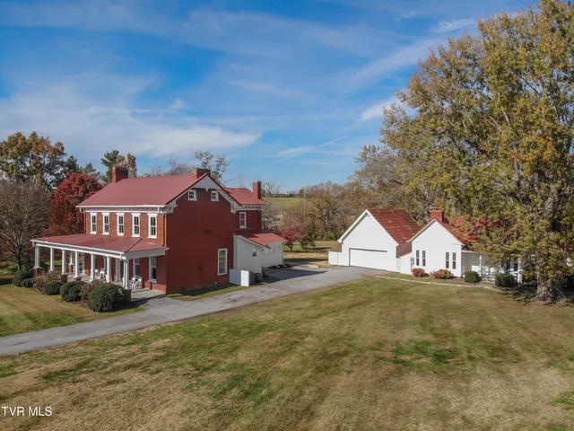 $1,350,000 | 240 Maplehurst Lane, Bluff City, TN 37618