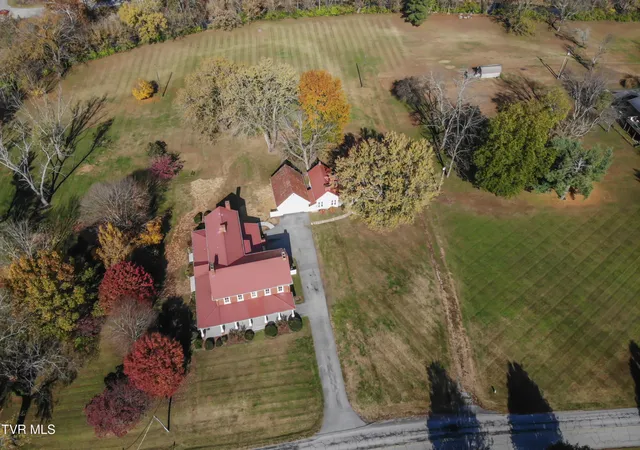 $1,350,000 | 240 Maplehurst Lane, Bluff City, TN 37618