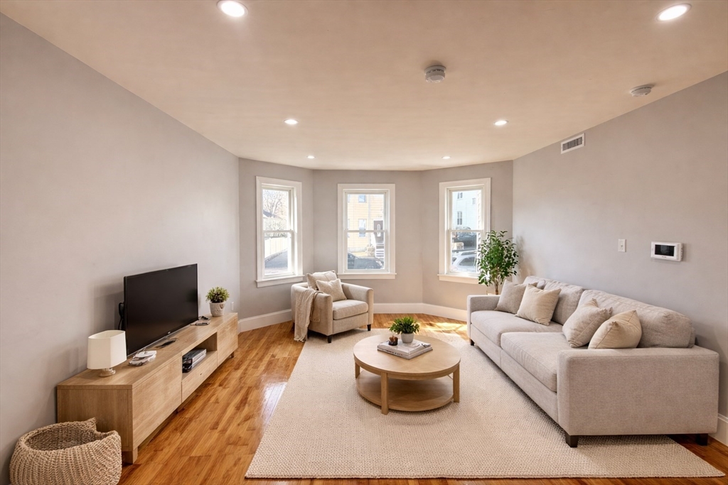 169 Fairmont Avenue, Unit 2 Worcester, MA 01604 - Photo 2 of 10